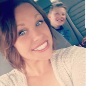 Meet your Posher, Danielle